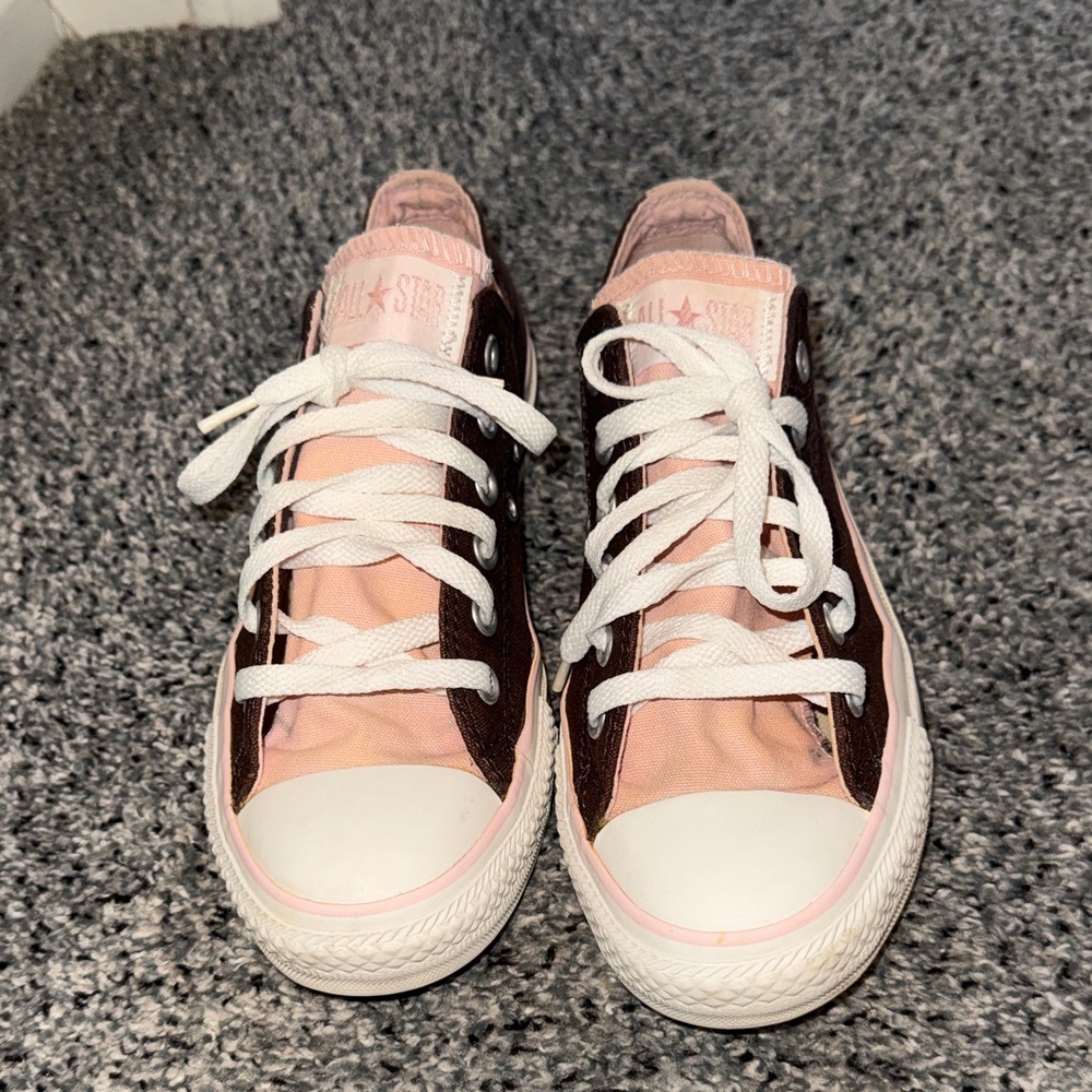 Converse Low Top Sneakers - Pink & Brown Panels
